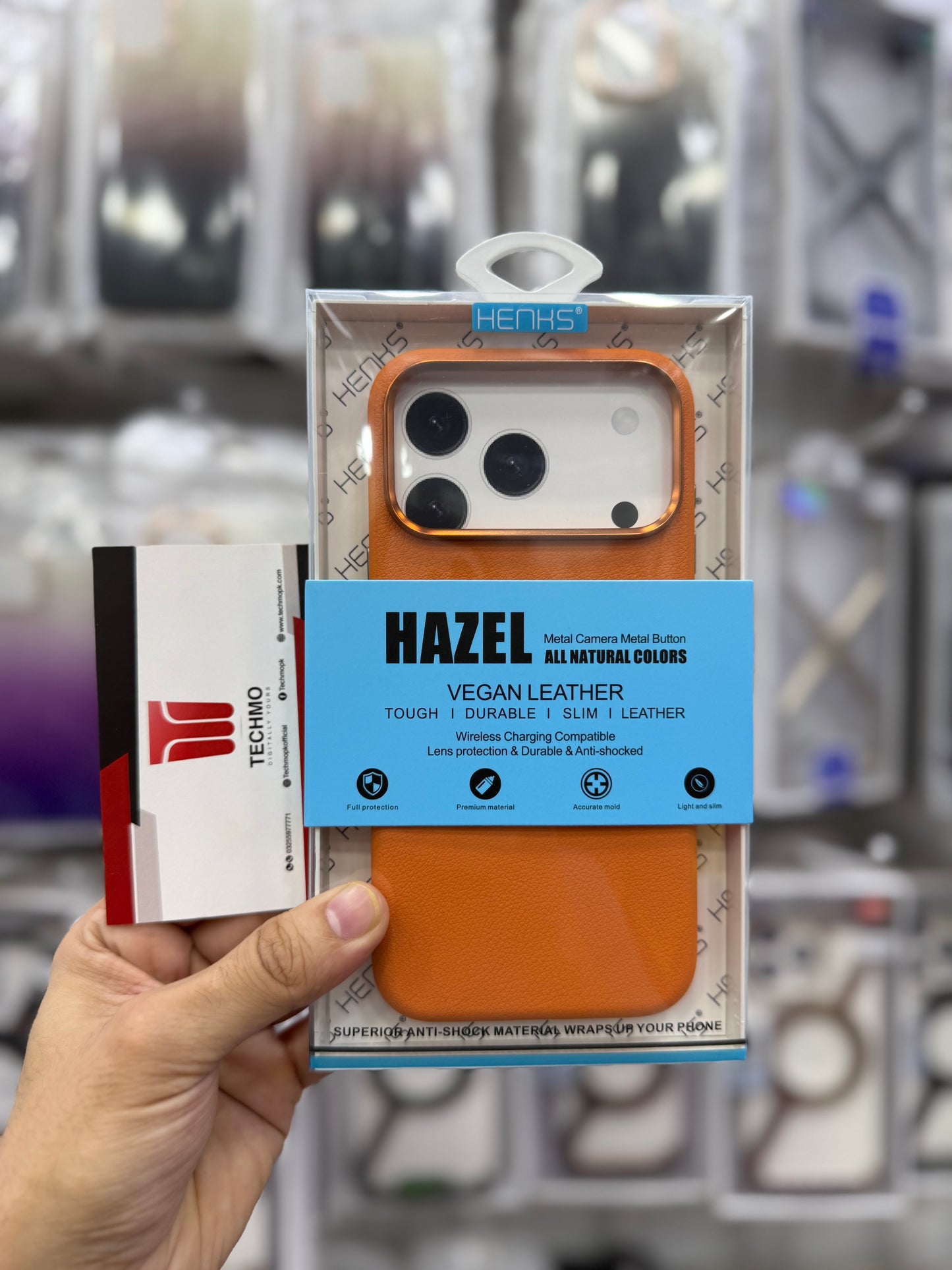 Henks Hazel Vegan Leather MagSafe Case - 17 Pro Max