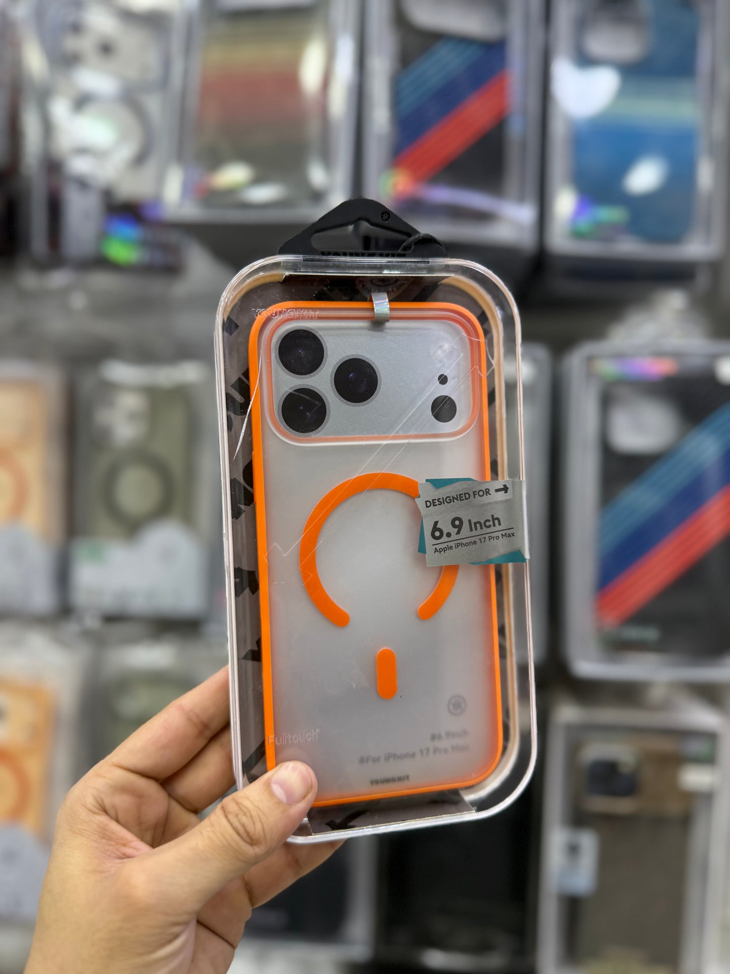 Youngkit Frosted - 17 Pro Max (MagSafe Supported)