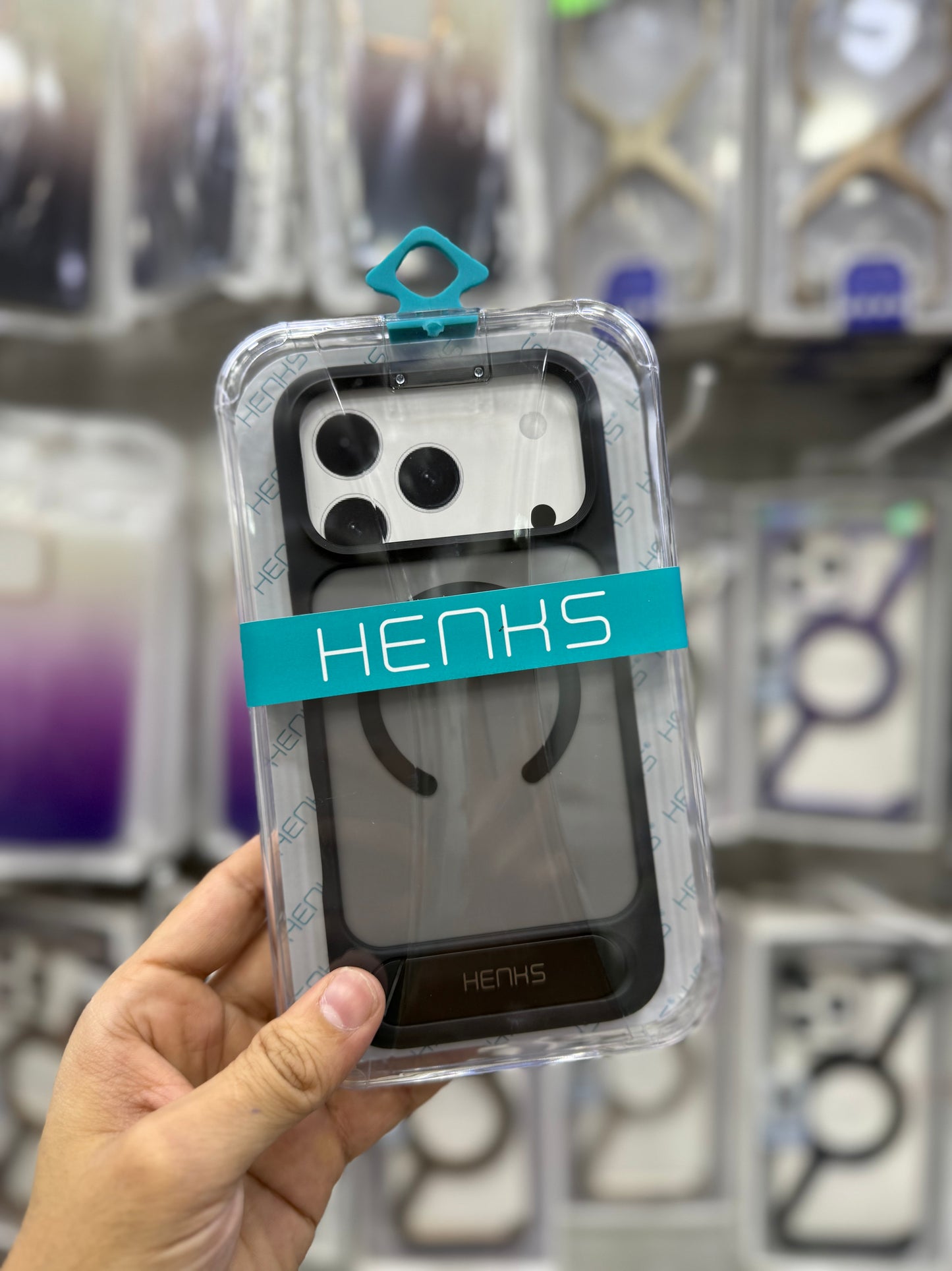 Henks Matte MagSafe Case with Stand - 17 Pro Max