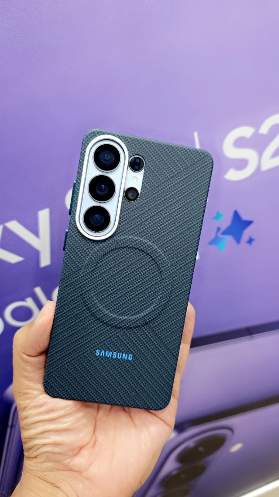 Samsung Carbon Pattern MagSafe Case - S26 Ultra