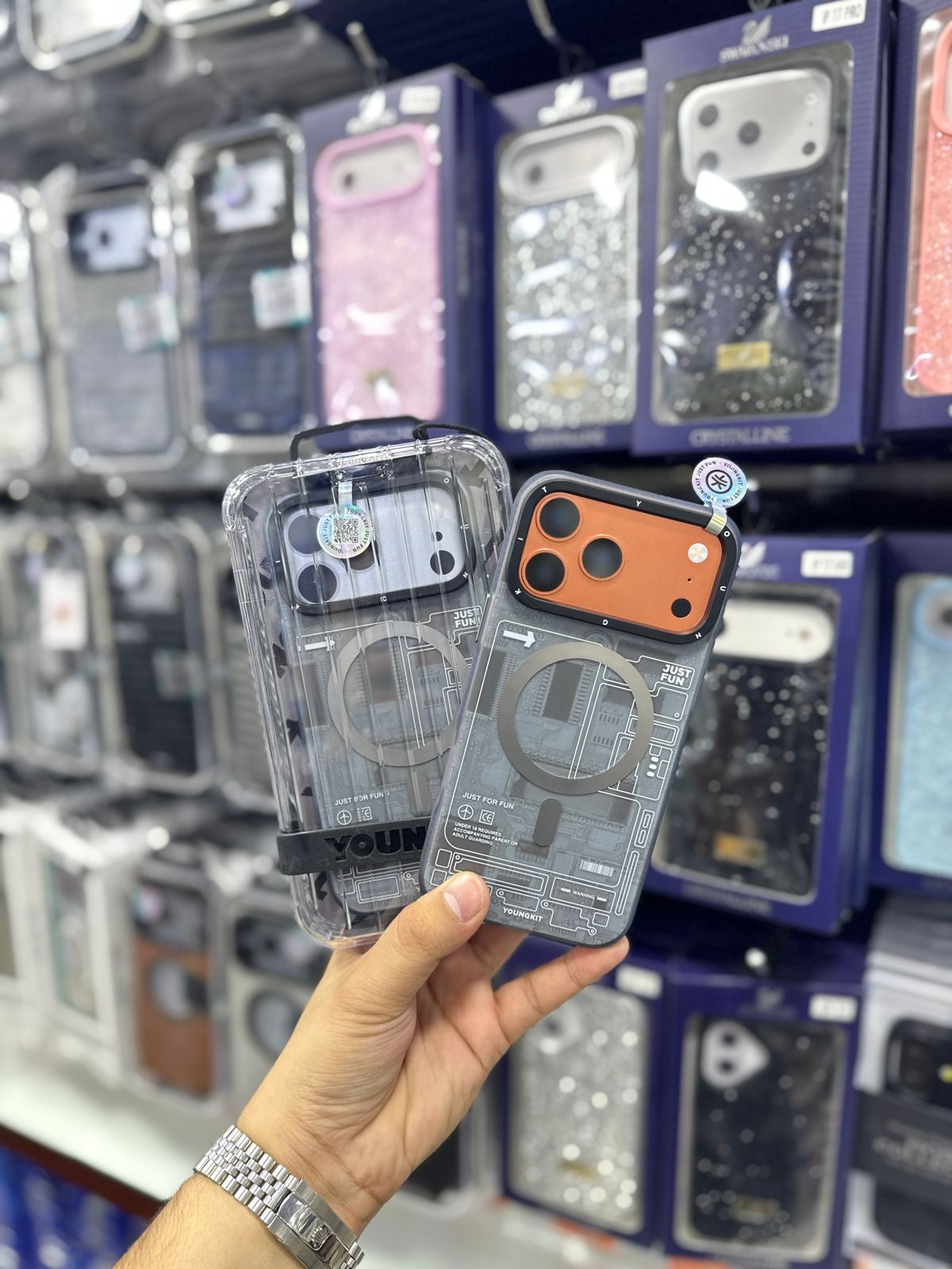 Youngkit Technology Grey - 17 Pro Max (MagSafe Supported)