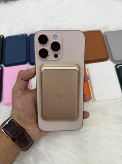 Apple Leather MagSafe Wallet With Animation
