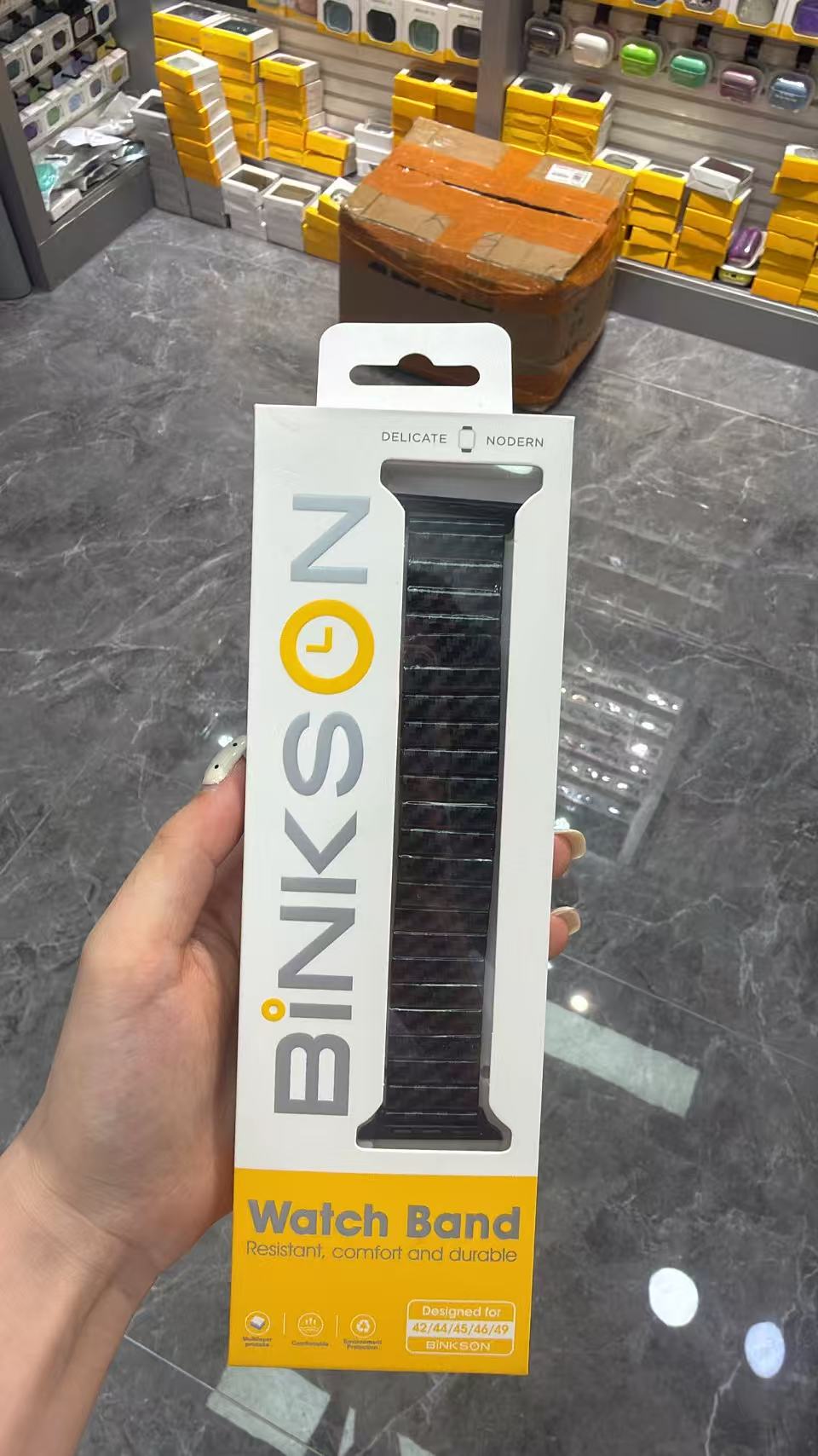 Binkson Carbon Pattern Magnetic Chain Strap - 42mm to 49mm