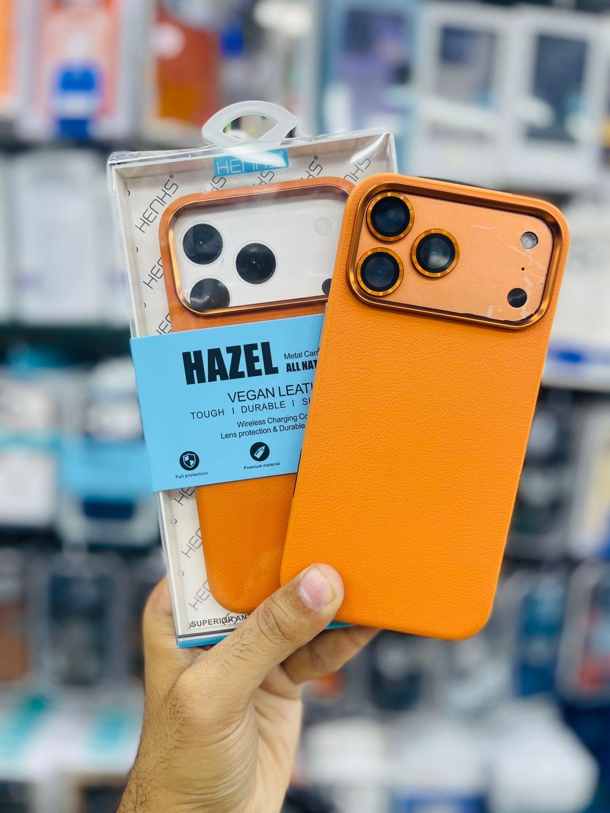 Henks Hazel Vegan Leather MagSafe Case - 17 Pro Max