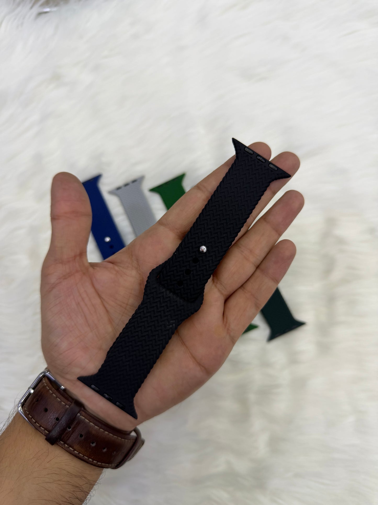 Textured Silicone Strap - 42mm to 49mm